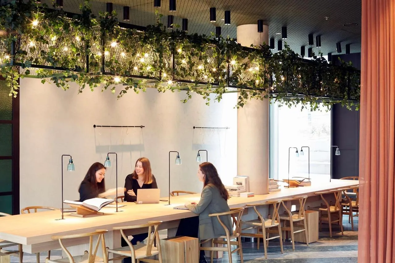 Scandic Frankfurt Hafenpark 美因河畔法兰克福 酒店